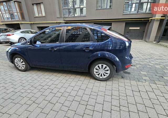 Синий Форд Фокус, объемом двигателя 1.6 л и пробегом 264 тыс. км за 4800 $, фото 11 на Automoto.ua