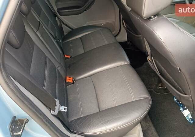 Синий Форд Фокус, объемом двигателя 1.6 л и пробегом 221 тыс. км за 4800 $, фото 9 на Automoto.ua