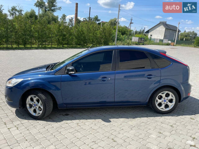 Синій Форд Фокус, об'ємом двигуна 1.8 л та пробігом 226 тис. км за 5900 $, фото 18 на Automoto.ua