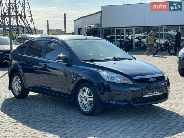 Синій Форд Фокус, об'ємом двигуна 2 л та пробігом 240 тис. км за 5200 $, фото 1 на Automoto.ua