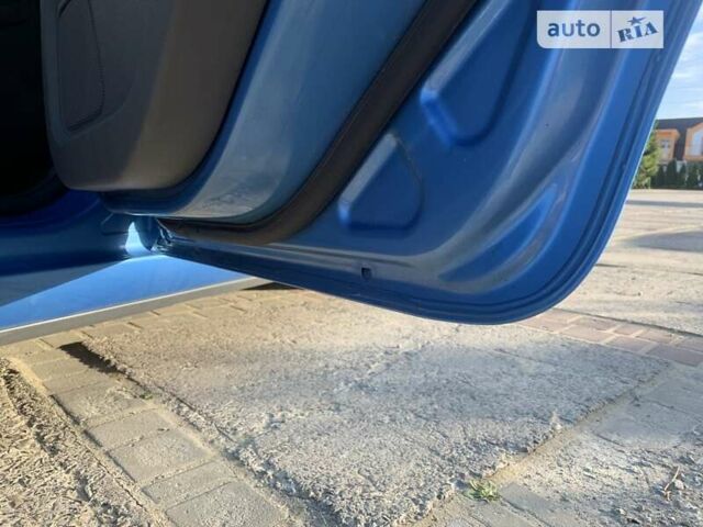 Синий Форд Фокус, объемом двигателя 1.56 л и пробегом 220 тыс. км за 5500 $, фото 35 на Automoto.ua
