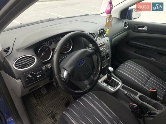 Синій Форд Фокус, об'ємом двигуна 1.6 л та пробігом 307 тис. км за 4700 $, фото 23 на Automoto.ua
