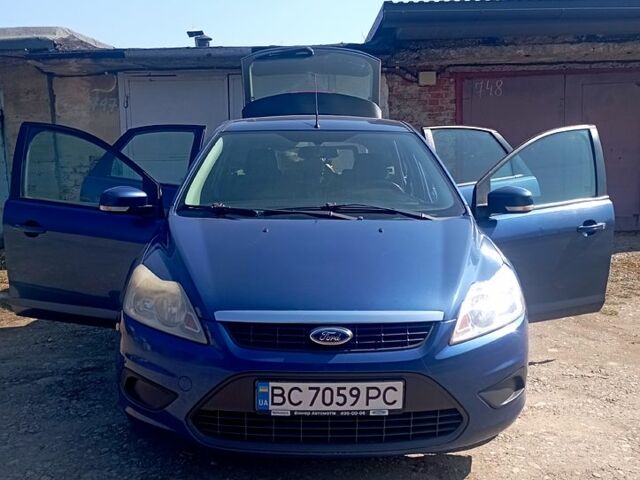 Синій Форд Фокус, об'ємом двигуна 1.6 л та пробігом 333 тис. км за 4100 $, фото 2 на Automoto.ua
