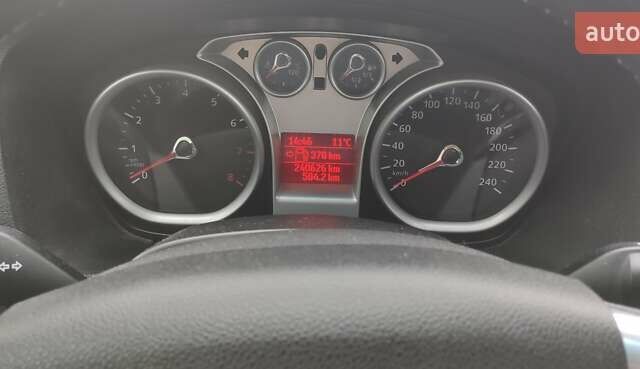 Синий Форд Фокус, объемом двигателя 1.6 л и пробегом 240 тыс. км за 5100 $, фото 16 на Automoto.ua