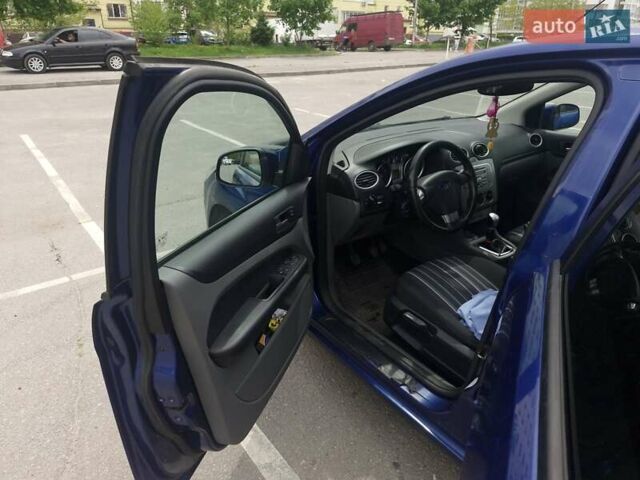 Синій Форд Фокус, об'ємом двигуна 1.6 л та пробігом 307 тис. км за 4700 $, фото 39 на Automoto.ua