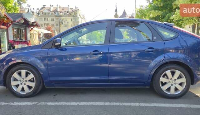 Синій Форд Фокус, об'ємом двигуна 2 л та пробігом 124 тис. км за 6900 $, фото 7 на Automoto.ua
