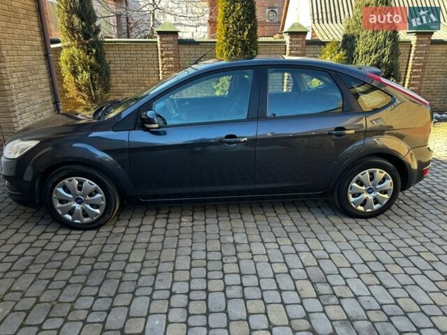 Синий Форд Фокус, объемом двигателя 1.6 л и пробегом 212 тыс. км за 5450 $, фото 4 на Automoto.ua