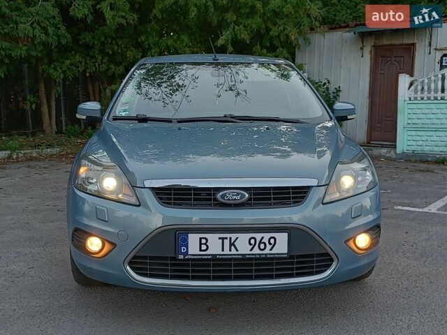 Синий Форд Фокус, объемом двигателя 1.6 л и пробегом 160 тыс. км за 4950 $, фото 2 на Automoto.ua