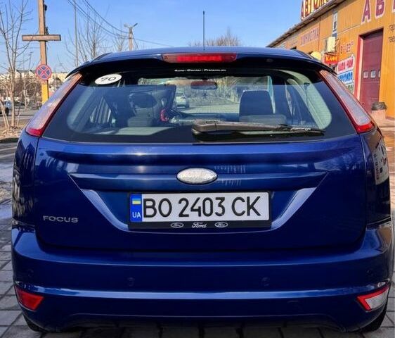 Синий Форд Фокус, объемом двигателя 1.6 л и пробегом 205 тыс. км за 4999 $, фото 4 на Automoto.ua