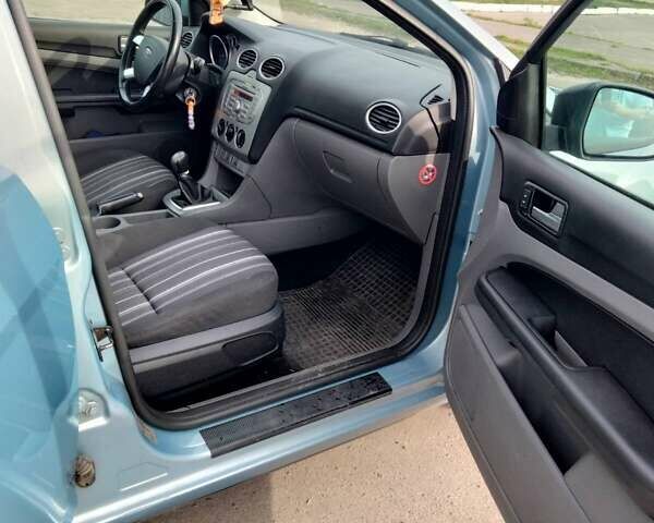 Синій Форд Фокус, об'ємом двигуна 1.6 л та пробігом 222 тис. км за 4990 $, фото 9 на Automoto.ua