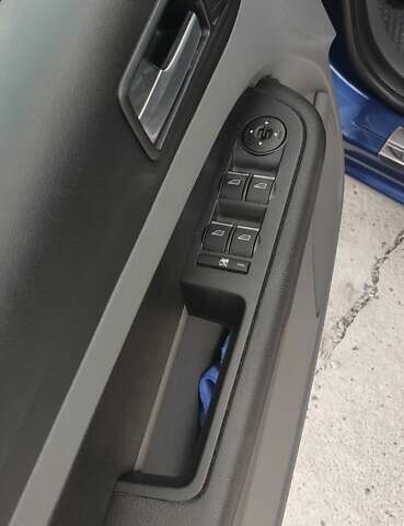 Синий Форд Фокус, объемом двигателя 1.6 л и пробегом 240 тыс. км за 5100 $, фото 12 на Automoto.ua