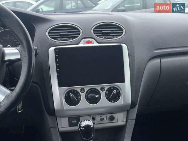 Синій Форд Фокус, об'ємом двигуна 2 л та пробігом 240 тис. км за 5350 $, фото 19 на Automoto.ua