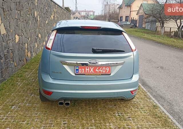 Синий Форд Фокус, объемом двигателя 1.6 л и пробегом 221 тыс. км за 4800 $, фото 4 на Automoto.ua
