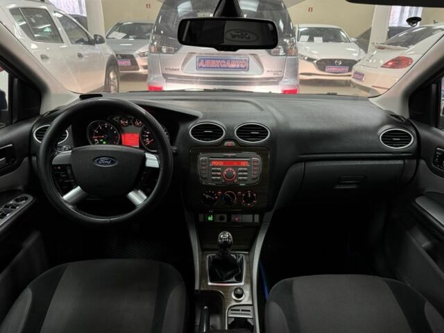 Синій Форд Фокус, об'ємом двигуна 2 л та пробігом 171 тис. км за 6300 $, фото 11 на Automoto.ua