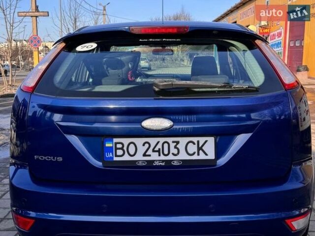 Синий Форд Фокус, объемом двигателя 1.6 л и пробегом 205 тыс. км за 4999 $, фото 4 на Automoto.ua