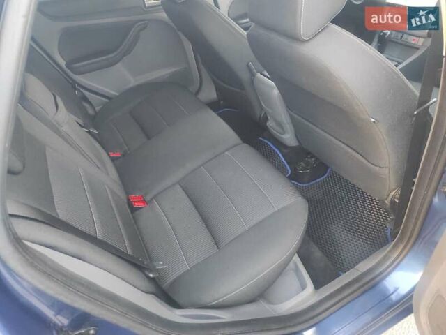 Синий Форд Фокус, объемом двигателя 2 л и пробегом 284 тыс. км за 6200 $, фото 16 на Automoto.ua