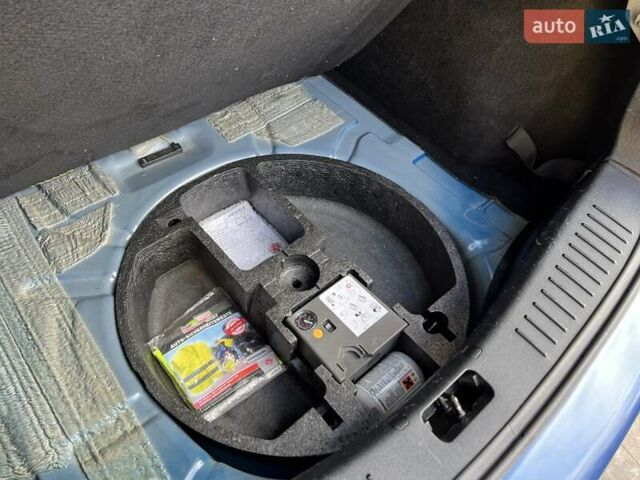 Синий Форд Фокус, объемом двигателя 1.6 л и пробегом 243 тыс. км за 6100 $, фото 47 на Automoto.ua