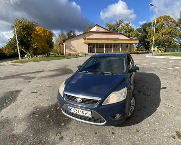 Синий Форд Фокус, объемом двигателя 2 л и пробегом 260 тыс. км за 5500 $, фото 5 на Automoto.ua