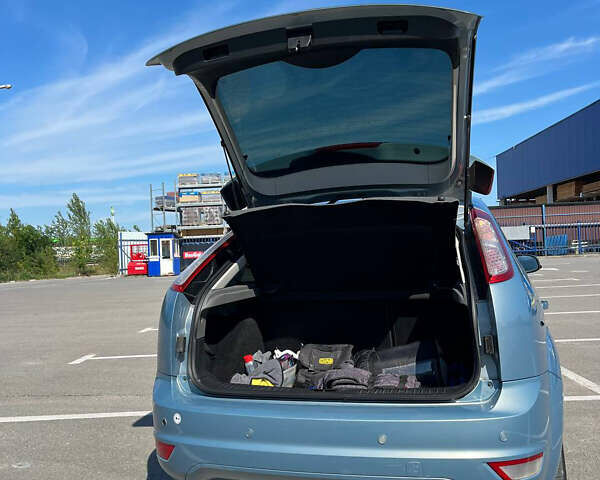 Синій Форд Фокус, об'ємом двигуна 1.56 л та пробігом 274 тис. км за 5950 $, фото 7 на Automoto.ua