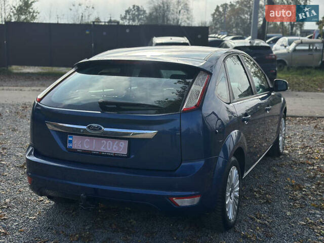 Синий Форд Фокус, объемом двигателя 1.8 л и пробегом 228 тыс. км за 6000 $, фото 16 на Automoto.ua