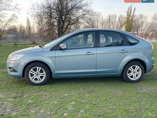 Синий Форд Фокус, объемом двигателя 1.6 л и пробегом 125 тыс. км за 5500 $, фото 3 на Automoto.ua