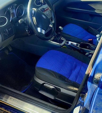 Форд Фокус 2009 у Полтаві на Automoto.ua Синій Форд Фокус, об'ємом двигуна 1.6 л та пробігом 261 тис. км за 6000 $, фото 3 на Automoto.ua