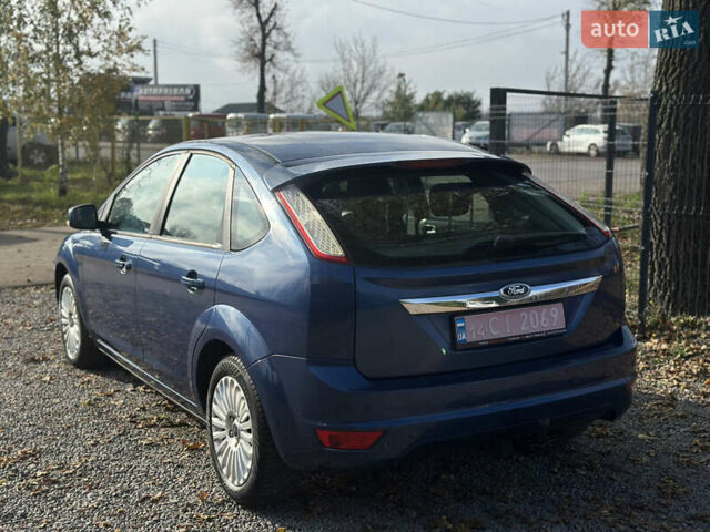Синий Форд Фокус, объемом двигателя 1.8 л и пробегом 228 тыс. км за 6000 $, фото 12 на Automoto.ua