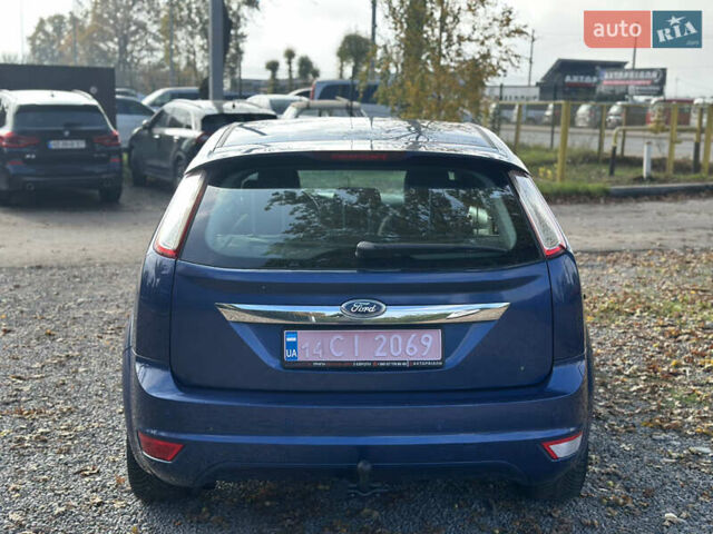 Синий Форд Фокус, объемом двигателя 1.8 л и пробегом 228 тыс. км за 6000 $, фото 15 на Automoto.ua