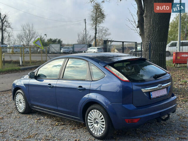 Синий Форд Фокус, объемом двигателя 1.8 л и пробегом 228 тыс. км за 6000 $, фото 14 на Automoto.ua