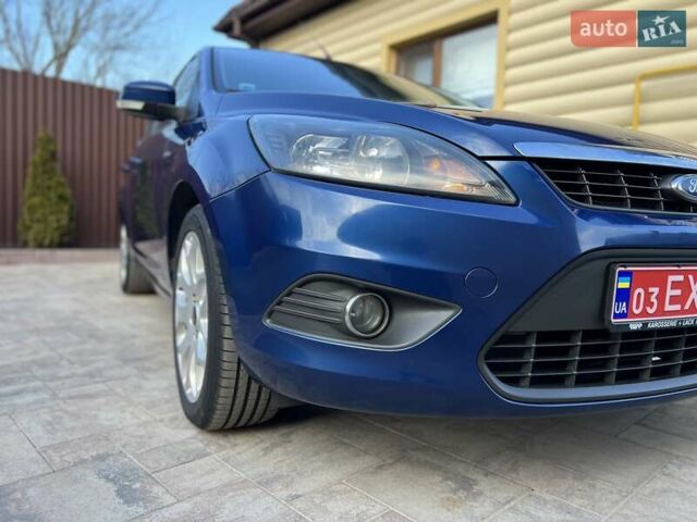 Синий Форд Фокус, объемом двигателя 1.6 л и пробегом 243 тыс. км за 6100 $, фото 16 на Automoto.ua