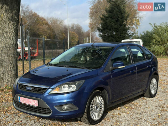 Синий Форд Фокус, объемом двигателя 1.8 л и пробегом 228 тыс. км за 6000 $, фото 8 на Automoto.ua