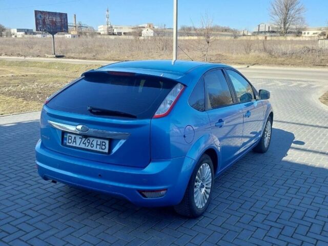 Синий Форд Фокус, объемом двигателя 1.8 л и пробегом 289 тыс. км за 5200 $, фото 5 на Automoto.ua