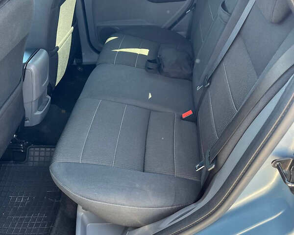 Синій Форд Фокус, об'ємом двигуна 1.56 л та пробігом 274 тис. км за 5950 $, фото 12 на Automoto.ua