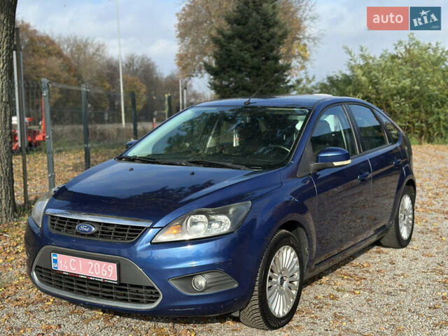 Синий Форд Фокус, объемом двигателя 1.8 л и пробегом 228 тыс. км за 6000 $, фото 7 на Automoto.ua