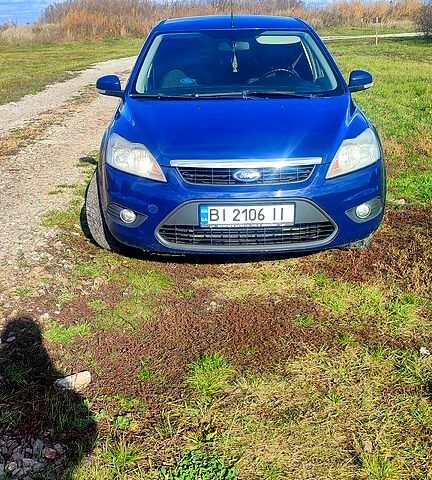 Синій Форд Фокус, об'ємом двигуна 1.6 л та пробігом 261 тис. км за 6000 $, фото 1 на Automoto.ua