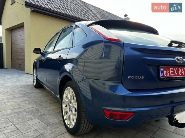 Синий Форд Фокус, объемом двигателя 1.6 л и пробегом 243 тыс. км за 6100 $, фото 8 на Automoto.ua