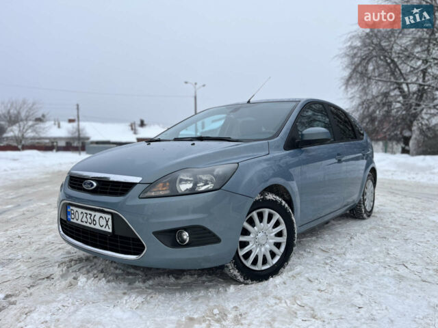 Синий Форд Фокус, объемом двигателя 1.6 л и пробегом 300 тыс. км за 4800 $, фото 5 на Automoto.ua