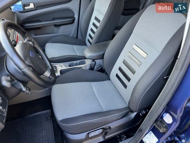 Синий Форд Фокус, объемом двигателя 1.6 л и пробегом 243 тыс. км за 6100 $, фото 31 на Automoto.ua