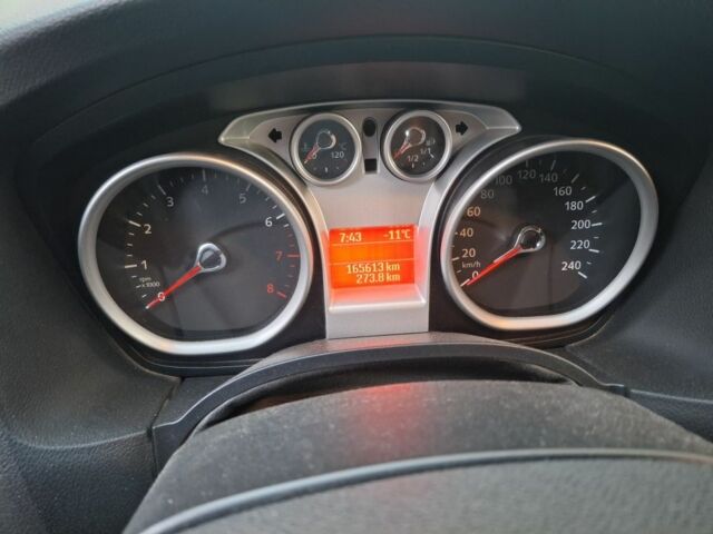 Синій Форд Фокус, об'ємом двигуна 1.6 л та пробігом 165 тис. км за 6100 $, фото 7 на Automoto.ua