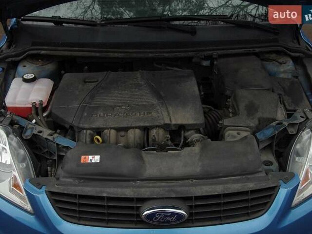 Синій Форд Фокус, об'ємом двигуна 2 л та пробігом 108 тис. км за 8500 $, фото 27 на Automoto.ua