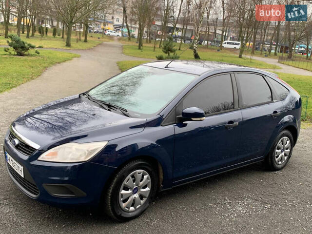 Синий Форд Фокус, объемом двигателя 1.4 л и пробегом 195 тыс. км за 4600 $, фото 6 на Automoto.ua