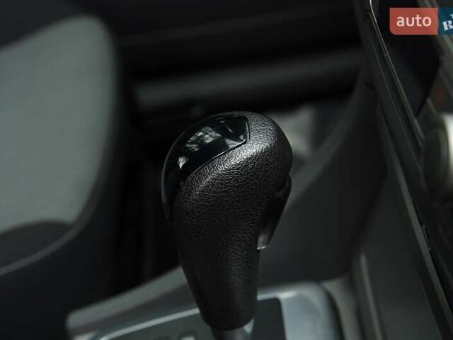 Синій Форд Фокус, об'ємом двигуна 2 л та пробігом 108 тис. км за 8500 $, фото 33 на Automoto.ua