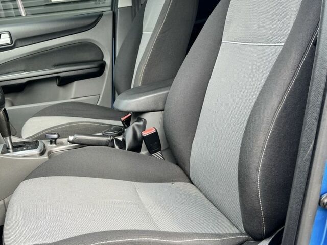 Синий Форд Фокус, объемом двигателя 2 л и пробегом 207 тыс. км за 6400 $, фото 6 на Automoto.ua