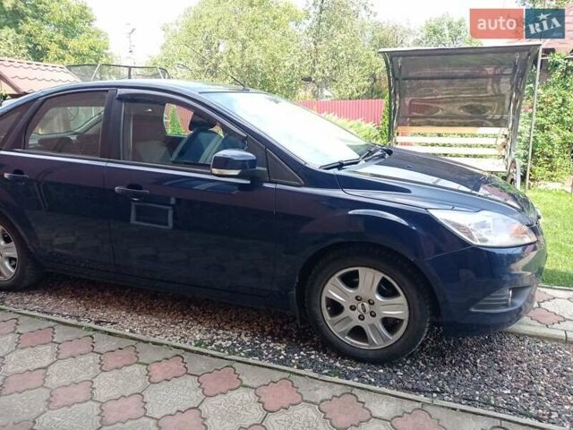 Синий Форд Фокус, объемом двигателя 1.4 л и пробегом 247 тыс. км за 5800 $, фото 5 на Automoto.ua