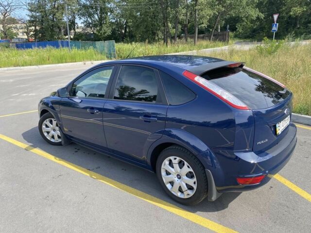Синий Форд Фокус, объемом двигателя 1.6 л и пробегом 228 тыс. км за 5700 $, фото 3 на Automoto.ua