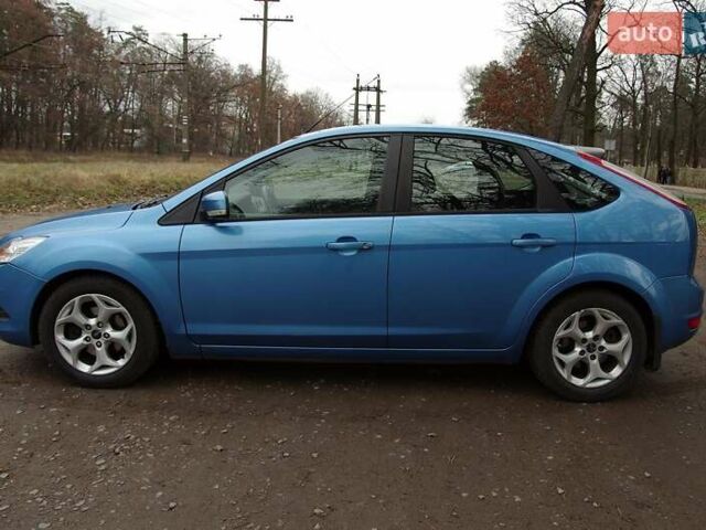 Синій Форд Фокус, об'ємом двигуна 2 л та пробігом 108 тис. км за 8500 $, фото 11 на Automoto.ua