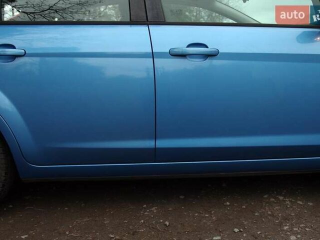 Синій Форд Фокус, об'ємом двигуна 2 л та пробігом 108 тис. км за 8500 $, фото 22 на Automoto.ua