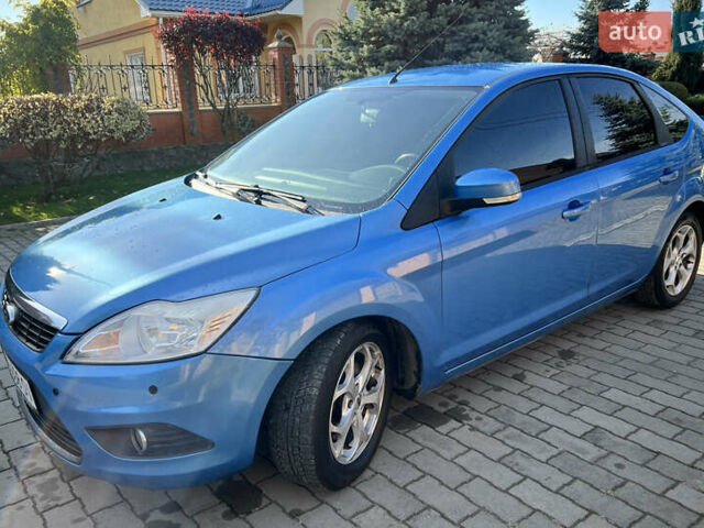 Синий Форд Фокус, объемом двигателя 2 л и пробегом 208 тыс. км за 6500 $, фото 1 на Automoto.ua