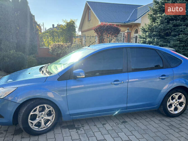 Синий Форд Фокус, объемом двигателя 2 л и пробегом 208 тыс. км за 6500 $, фото 3 на Automoto.ua