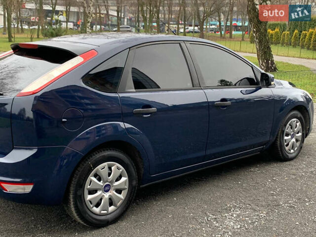 Синий Форд Фокус, объемом двигателя 1.4 л и пробегом 195 тыс. км за 4600 $, фото 14 на Automoto.ua